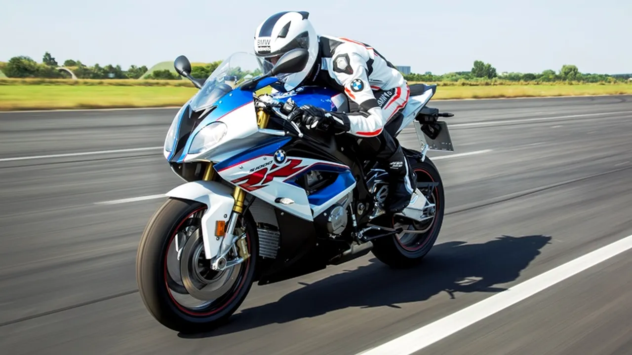 BMW Motorrad se implică în motociclismul de viteză din România. Parteneriat cu MotoRC pentru sezonul 2018

