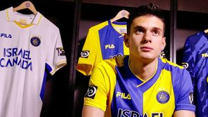 Rareș Ilie, debut cu stângul la Maccabi Tel Aviv! Cum s-a descurcat românul în primele minute pentru noua sa formație