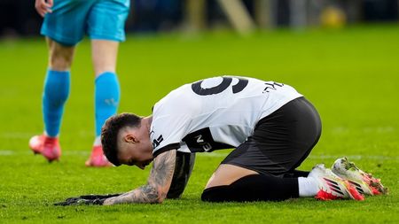 Dennis Man, out de la Parma. Anunțul venit din Italia