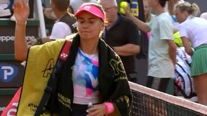 Irina Bara, învinsă greu de Anett Kontaveit în primul tur la Hamburg! Românca a ținut-o în șah pe a doua jucătoare a lumii | VIDEO
