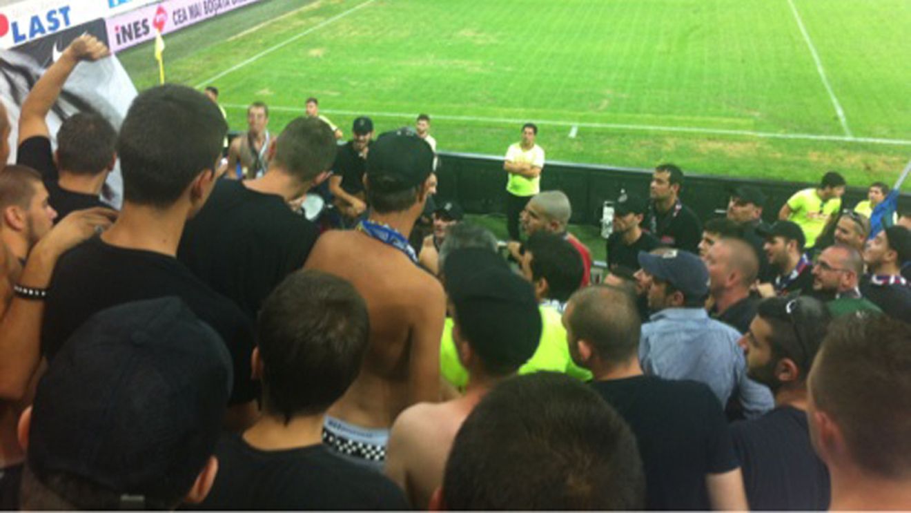 Peluza Sud s-a luat de Adrian Cristea, șefii Stelei au reacționat și l-au trimis pe bodyguardul "Buze" să facă "ordine"! Mesajul care i-a scos din sărite  