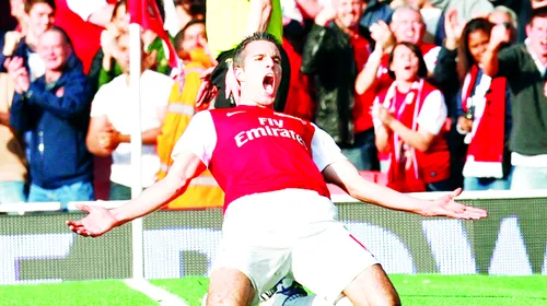 Tunurile lui Robin!** Starul lui Arsenal și-a început cariera internațională într-un meci cu România