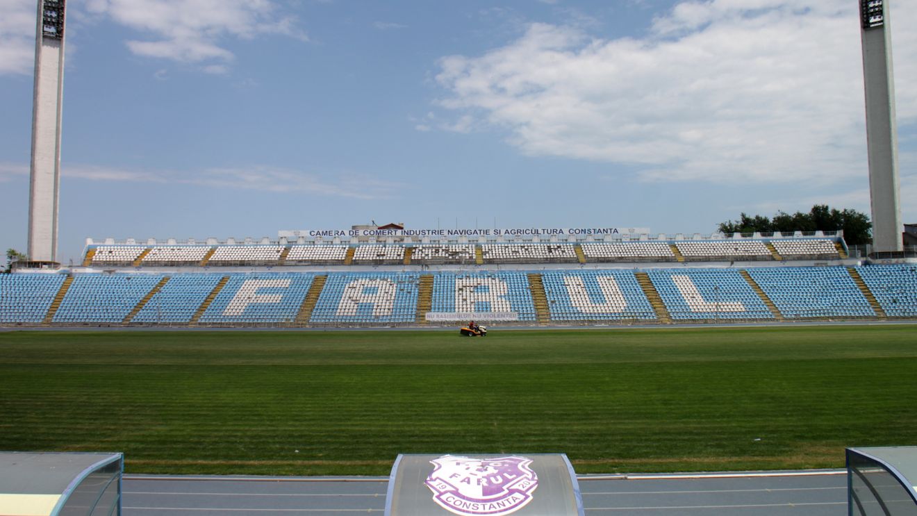 SSC Farul joacă la Călărași al doilea meci "acasă" din Liga 2. Închis pentru echipa suporterilor din cauza "situației incerte", stadionul Farul din Constanța a fost închiriat clubului lui Marica, proaspăt înscris în Liga 4