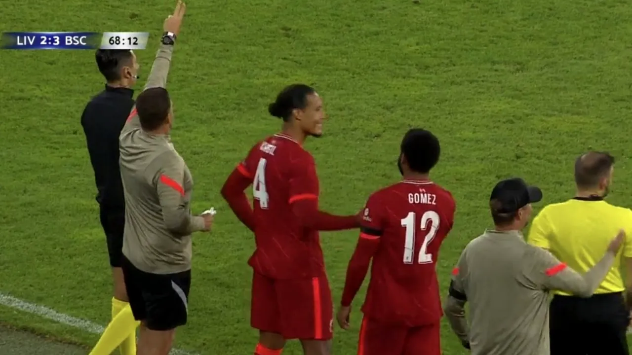 Virgil van Dijk a revenit după aproape un an în tricoul lui Liverpool și anunță: „Fără ei nu aș fi aici!” | VIDEO