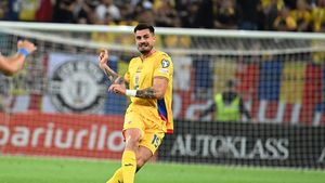 Ofertă colosală. Andrei Burcă l-a sunat pe Neluțu Varga, după ce a primit oferta din China. Ce i-a spus fundașul naționalei. SPECIAL