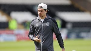 Avertisment pentru Ianis Hagi înaintea unui nou sezon la Rangers. „Ar trebui să fie printre primele nume care să plece dacă se întâmplă asta!”