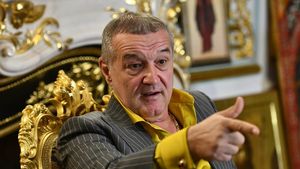 Gigi Becali, pus sub presiune de Bari! Care este ultima ofertă făcută de italieni pentru Malcom Edjouma