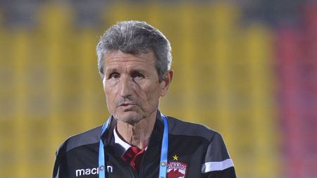 Gigi Mulțescu, într-o formă de zile mari! Declarație în versuri după revenirea lui Dusan Uhrin la Dinamo: „E unul care cântă mai dulce decât mine?”. Ce spune despre starea sa de sănătate | EXCLUSIV