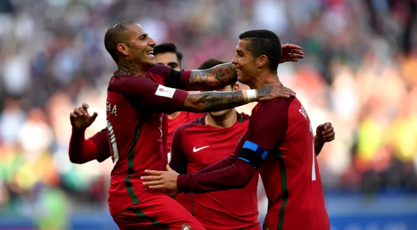 Imaginea care le-a dat emoții fanilor portughezi! :) Cum s-au amuzat componenții lotului Portugaliei, în avion, de tratamentul dur din meciul cu Ungaria