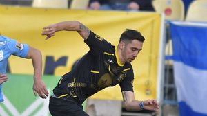 Răzvan Grădinaru nu mai privește înapoi după ce a întors armele împotriva lui Gaz Metan și a semnat cu Dinamo: „Nu mă mai interesează de ei! Sper să îi băgăm cât mai repede sub noi!”