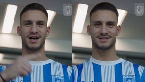 Transfer oficial la Universitatea Craiova. Internaționalul U21, lovitura lui Mirel Rădoi: „Este leu cu acte în regulă”