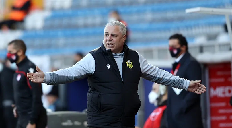 Marius Șumudică a făcut scandal după înfrângerea cu liderul Trabzonspor: „Și-a schimbat tricoul pentru că era plin de sânge! De ce sunt arbitrii împotriva lui Malatyaspor?”