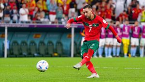 Britanicii au văzut decizia lui Nelu Varga în cazul transferului lui Ziyech și nu s-au abținut. Verdictul e dur