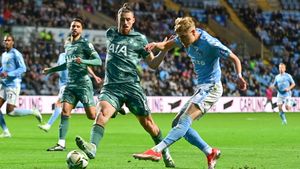 Presa din Anglia a dat verdictul necruțător despre Radu Drăgușin. Britanicii au tras linie după evoluția ștearsă din Coventry - Tottenham 1-2: „E nelinștit imediat ce un adversar face asta”