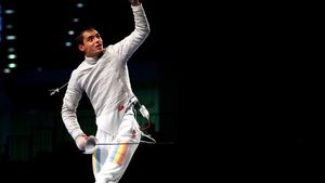 Echipa de sabie a României a câștigat medalia de bronz** la CM de scrimă! Transmite-le un mesaj băieților!