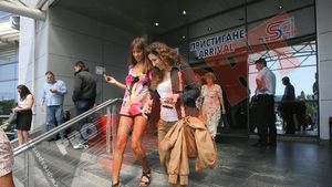 Steliștii, sub foc încrucișat la Sofia!** Presa din Bulgaria: "Oficialii Stelei și-au comandat prostituate la hotel"