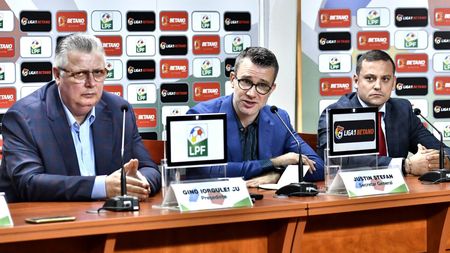 LPF a modificat programul meciurilor din etapa 9 a play-off-ului și play-out-ului Superligii. Care sunt echipele afectate de schimbări: Rapid - Universitatea Craiova se joacă în altă zi!