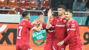 Transfer surprinzător în Superliga! Considerat o „țeapă” dată de Dinamo lui CFR Cluj, atacantul e dorit din nou de „câini”