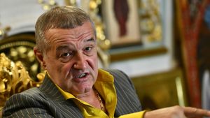 Gigi Becali se joacă fără remușcări cu sufletele fotbaliștilor FCSB. L-a dat afară din echipă fără să clipească și a anunțat primul 11 pentru meciul cu U Cluj