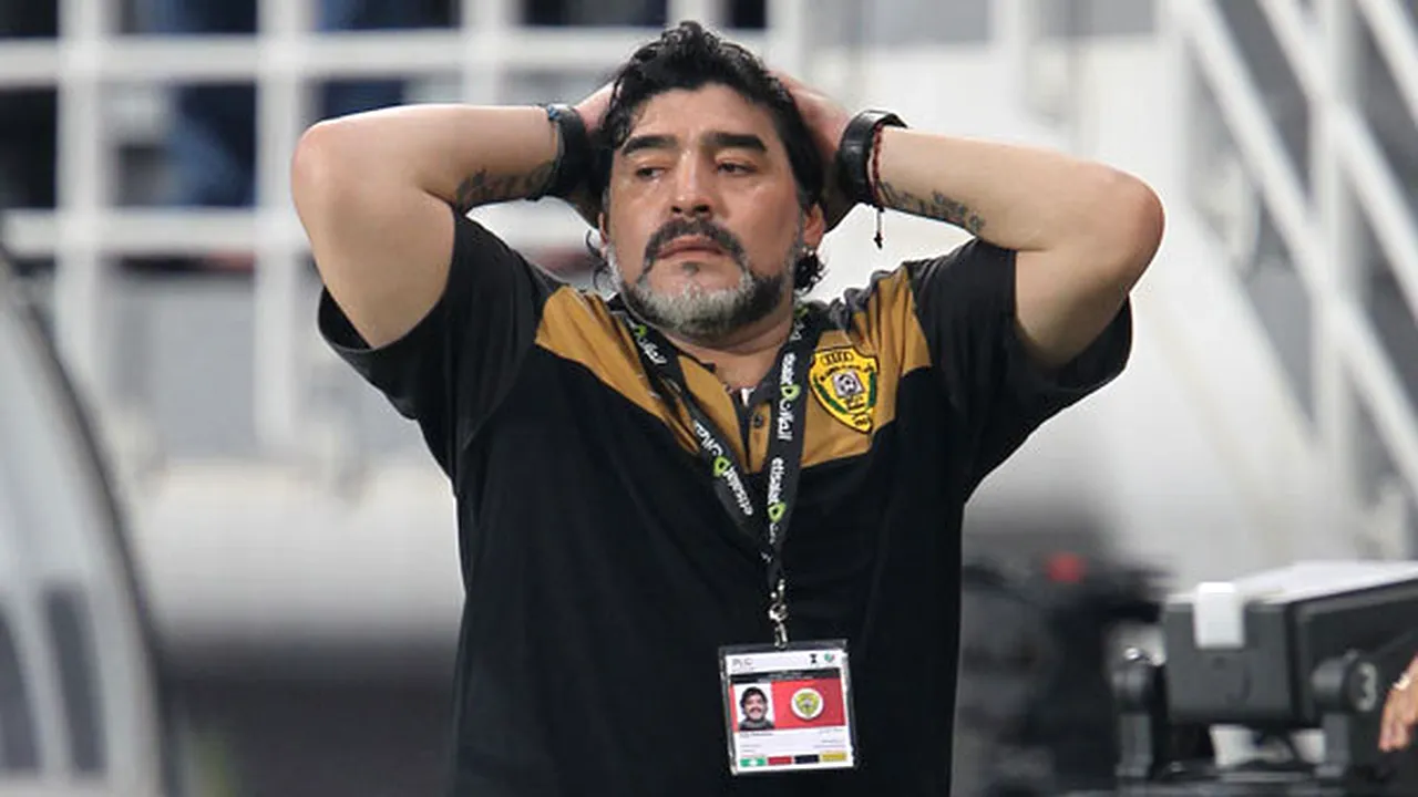 Maradona își cere scuze după ce Ion Marin i-a dat cu 