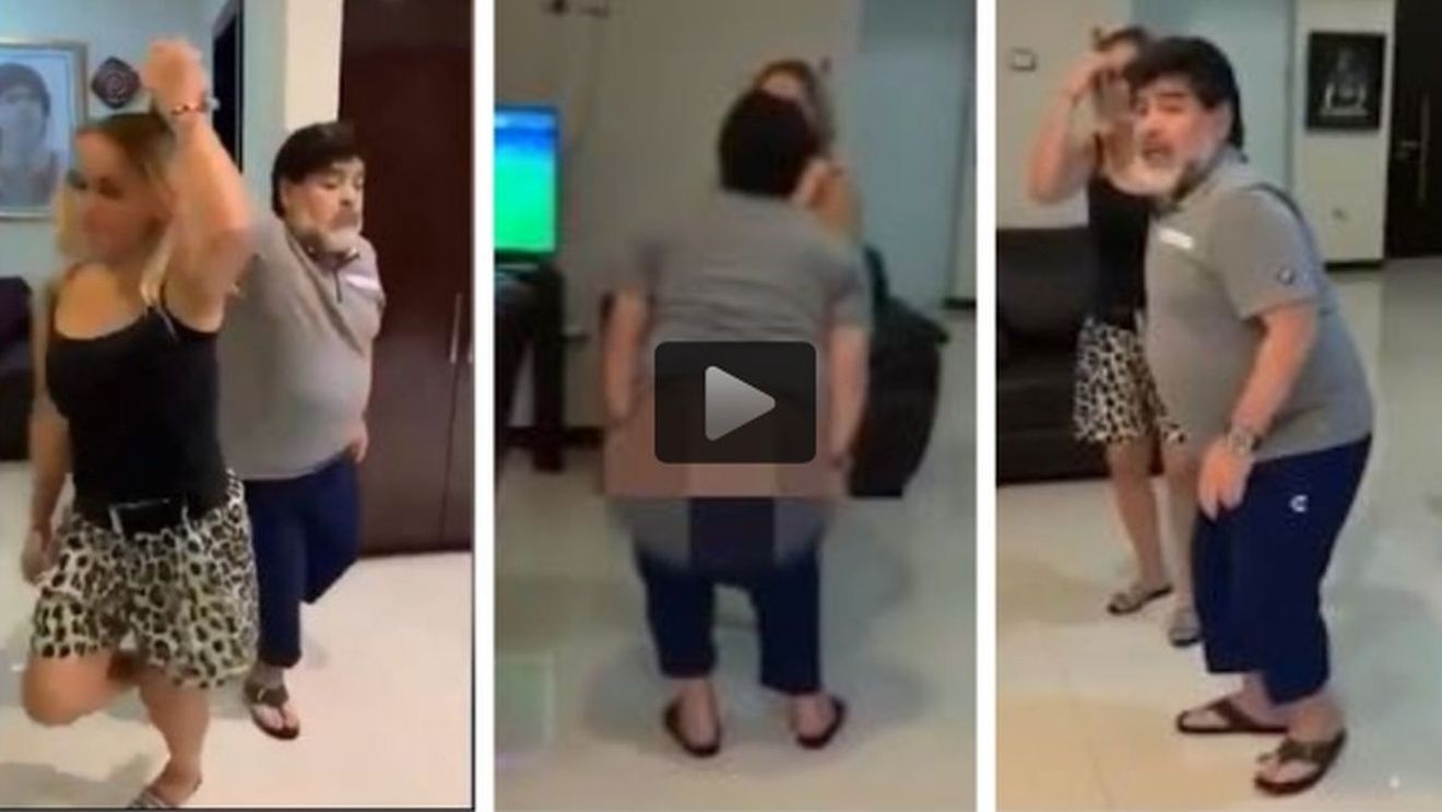 Diego Armando Maradona, așa cum nu l-ai mai văzut niciodată! A rămas dezbrăcat în fața camerei video și imaginile au devenit virale | VIDEO