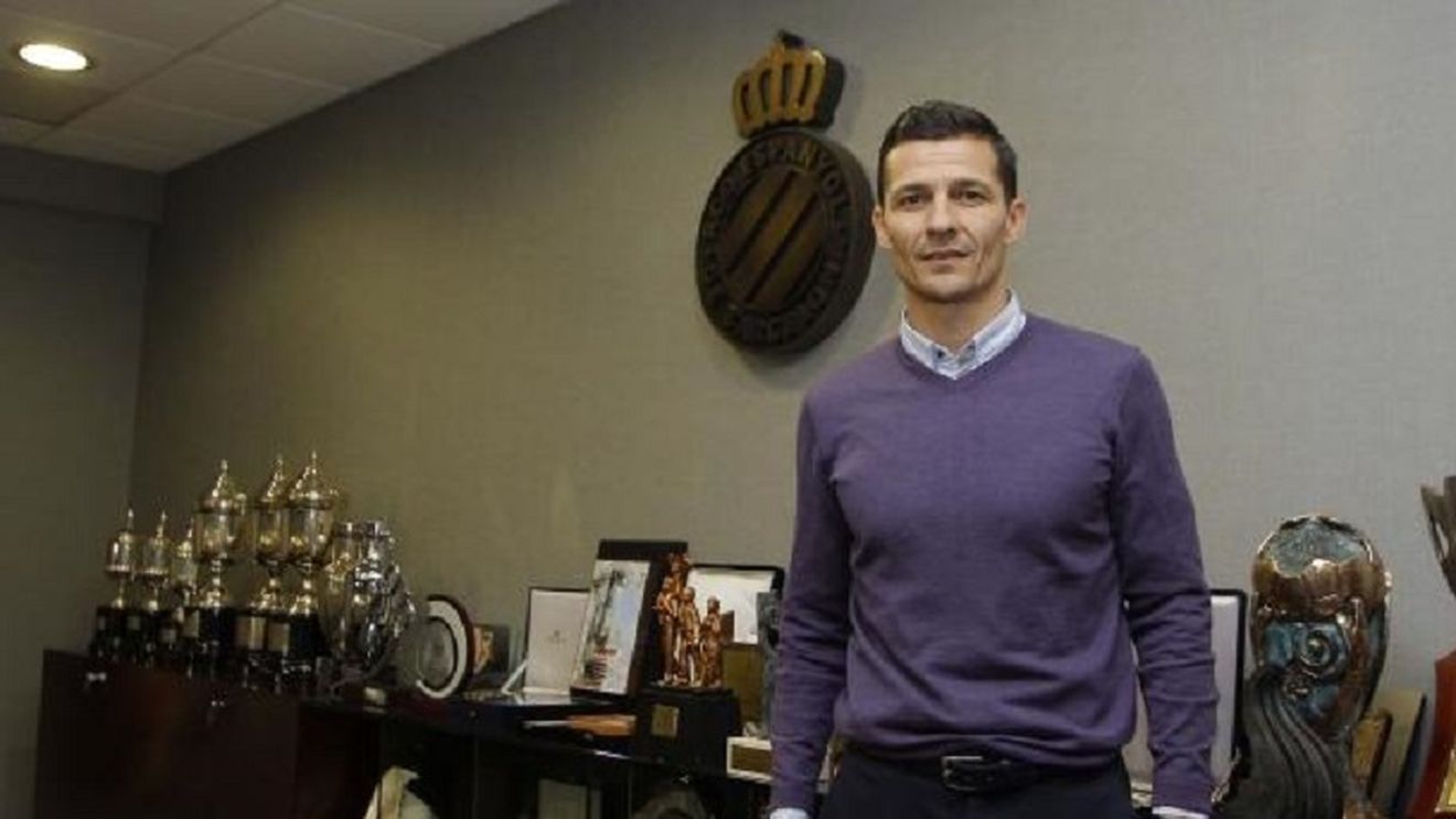 Testul carierei pentru Gâlcă: Sevilla și TREI meciuri cu Barcelona în două săptămâni! "Poate face marea surpriză!" Sfatul primit de tehnicianul român