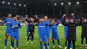 Gigi Becali dă afară un jucător care a evoluat în meciul cu Sepsi: „În viața lui nu mai intră pe iarbă!” | VIDEO