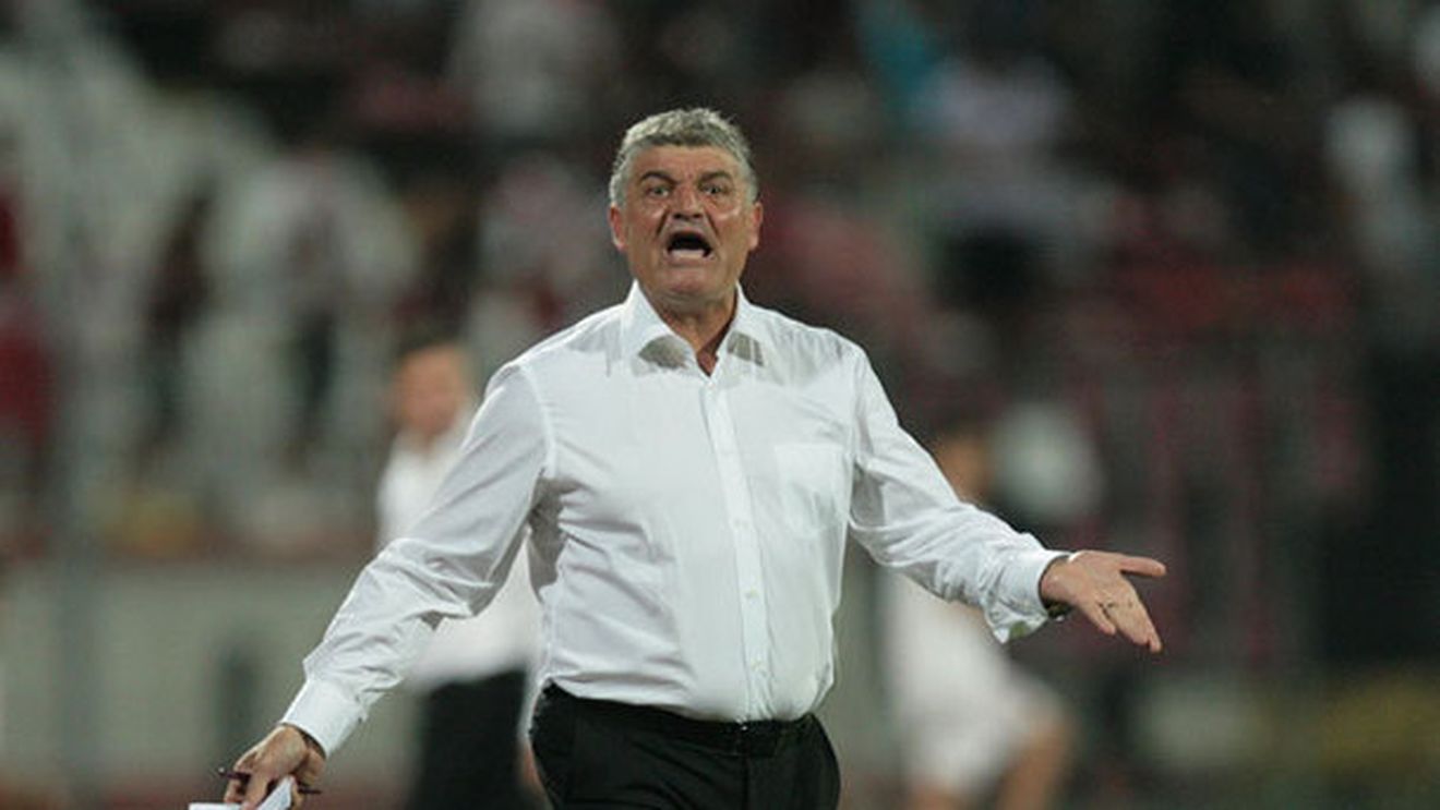 "Câinii" acuză arbitrajul:** "Dacă nu era eliminat Ganea, băteam Craiova în 90 de minute!"