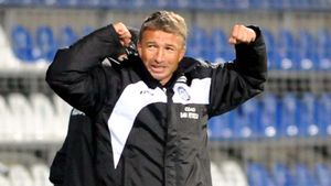 Pițurcă: "Dan Petrescu poate fi numit antrenorul anului"