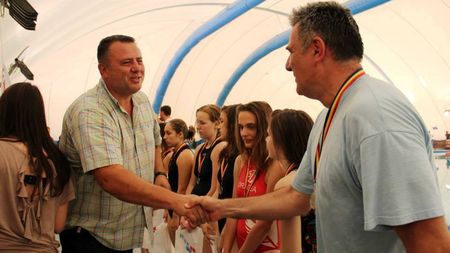 CAZUL ARBITRILOR STRĂ‚INI | Replica vicepreședintelui FR Polo, Florian Niță: "Eu sunt angajat ca manager al loturilor de juniori, nu ca vicepreședinte. Unii mai au de învățat despre oamenii din acest sport nobil"