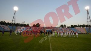 Dezgustați de partida cu Viitorul, fanii Stelei au părăsit stadionul la pauză:** "Hagi, te iubim, dar blatul nu-l suferim"