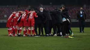 Jerry Gane, fericire pe stomacul gol: „Nu avem nevoie de prime! Astea erau pe vremea lui Borcea” Antrenorul lui Dinamo anunță renașterea și în campionat