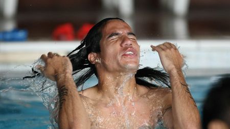 Atenție!** Revine Dayro!