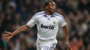EXCLUSIV | Mirel Rădoi a oferit noi detalii cu privire la Julio Baptista: "Nu poate face asta" + cum au fost la un pas să devină coechipieri