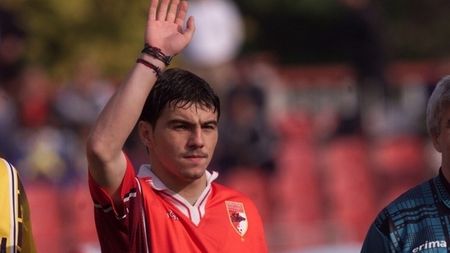 17 ani de la moartea lui Cătălin Hîldan. FOTO | Dinamoviștii au fost la mormântul "Unicului Căpitan"