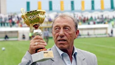 Nicolae Dobrin ar fi împlinit astăzi 65 de ani