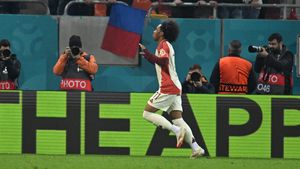 Fostul fotbalist de la FCSB l-a urmărit pe puștiul Fofana de la Lyon și a „explodat” când a auzit cât a costat: „Sunt doar umflați, prind un moment. Să-l vedem în cinci ani”. EXCLUSIV