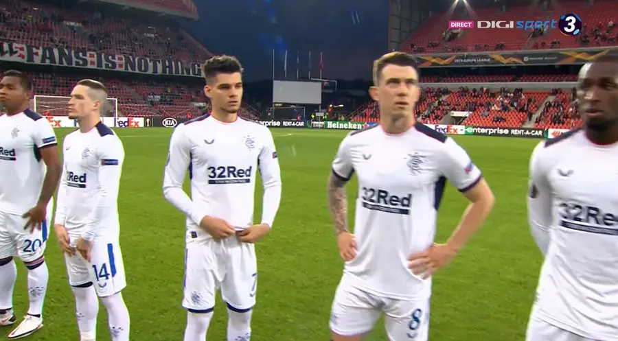 Ianis Hagi, la prezentarea echipelor dinaintea meciului Standard Liege - Glasgow Rangers