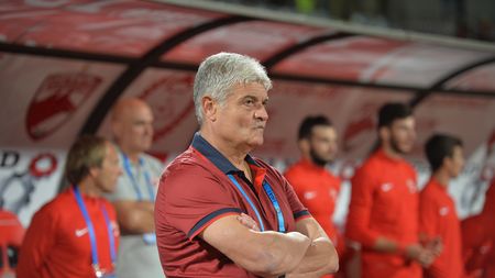 Cum încearcă Ioan Andone să-l convingă pe Gnohere să rămână la Dinamo: "La Steaua ar putea avea soarta lui Tade! La noi poate să aibă un viitor frumos" 