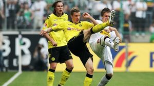 Dortmund amână sărbătoarea titlului