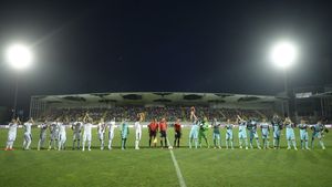 Partida Astra Giurgiu - AZ Alkmaar, arbitrată de un sloven