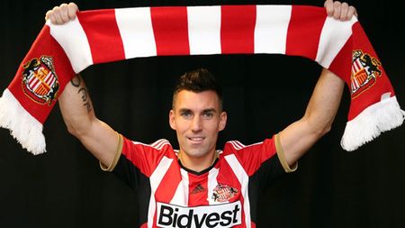 Un nou coleg pentru Pantilimon. Anthony Reveillere a semnat cu Sunderland