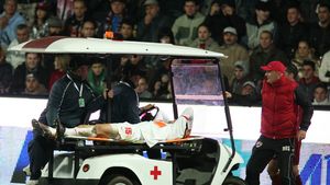 Probleme pentru Rednic! Bratu e suspect de entorsă la genunchi!