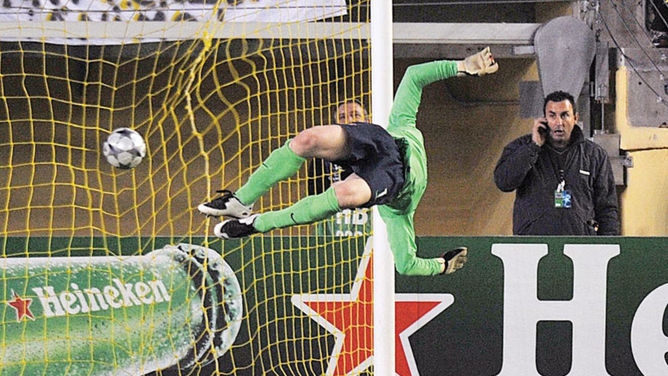 „Submarinul" a spart gheața!