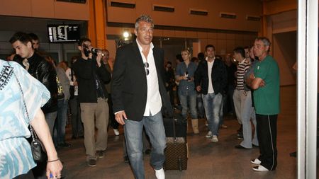 FOTO EXCLUSIV Omul cu 24 de trofee e la Cluj! "Animalul" va urmări CFR-ul din tribune, la derbiul cu Steaua! Cât va câștiga în Gruia