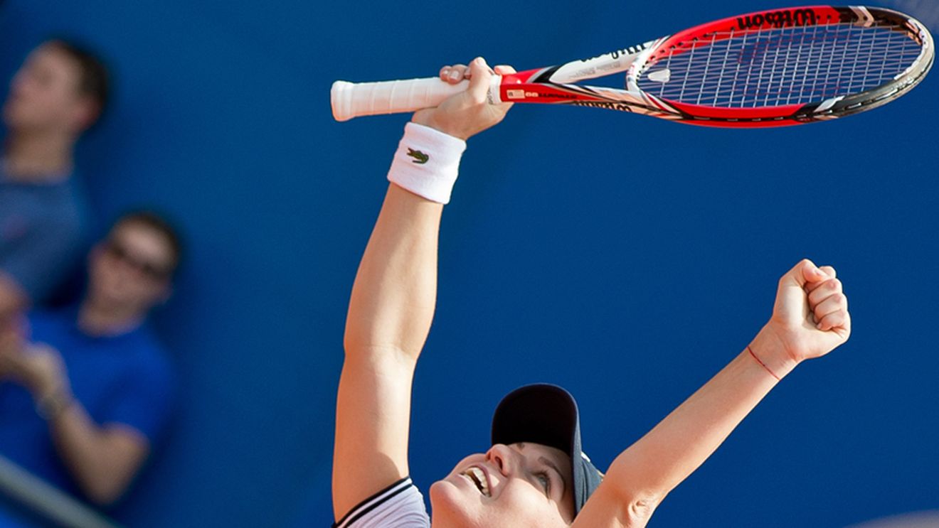 Halep, în optimi la New Haven. Simona i-a cedat doar trei game-uri lui Hantuchova