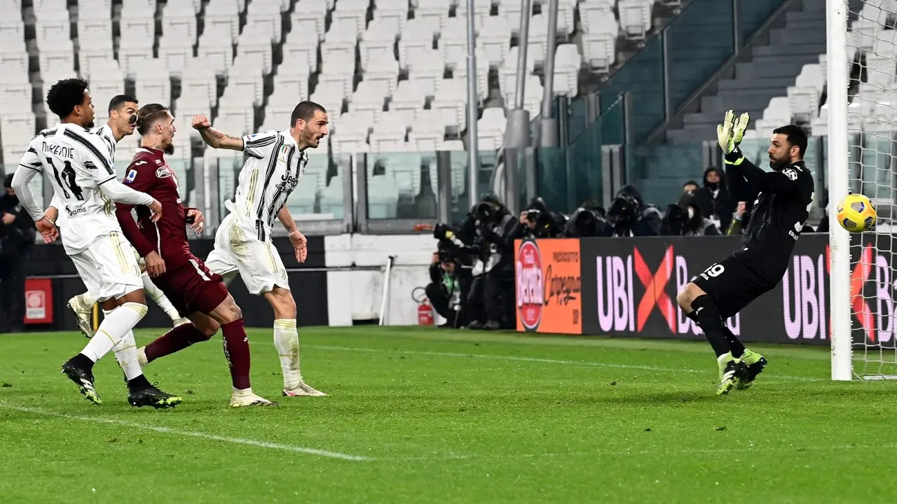 Leonardo Bonucci a fost eroul lui Juventus în derby-ul cu Torino, câștigat cu 2-1. Cum l-au cerut suporterii în teren pe Drăgușin