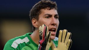 Se pregătește să plece de la Man City. Arsenal, interesată de transferul lui Costel Pantilimon