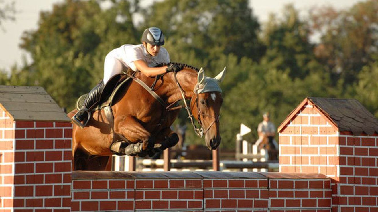 Și călăria e o pasiune în familia Becali!** Fiica impresarului Victor a ocupat locul al III-lea la Grand Prix-ul de la Adunații Copăceni