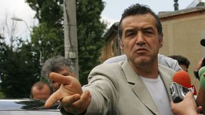 Borcea: "Becali vrea să creeze presiune la Dinamo"! Becali: "Borcea a programat să ia CFR-ul titlu"